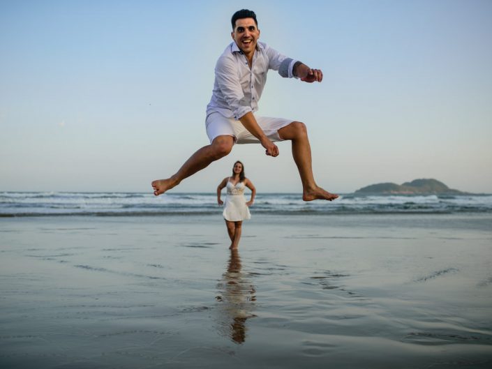 Ensaio Pre Casamento na Praia | Taynara e Leo
